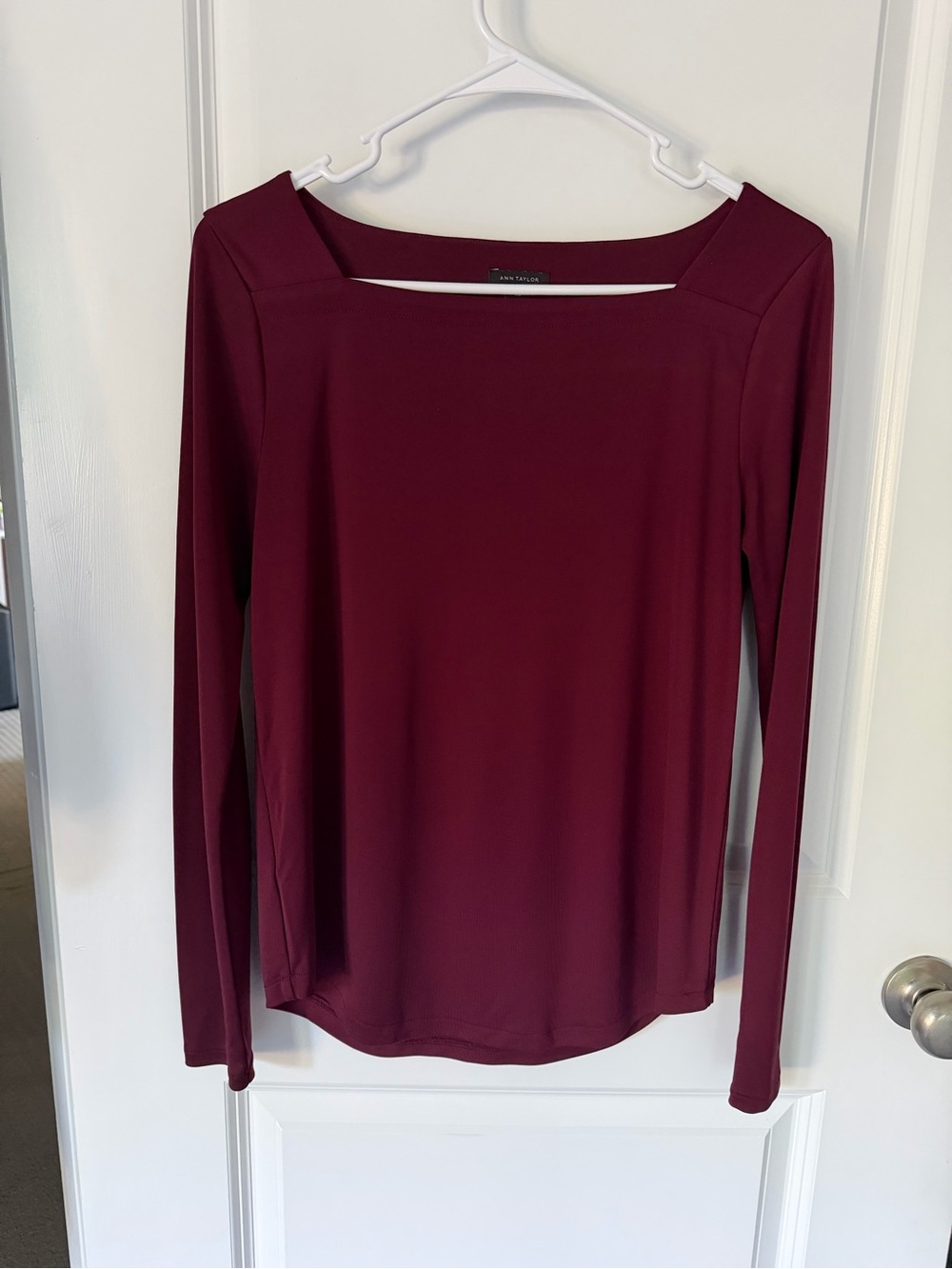Anne Taylor Burgundy Long-Sleeve Square Neck Top Size XS